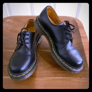 Dr. Martens 1461 3-Eye leather oxford